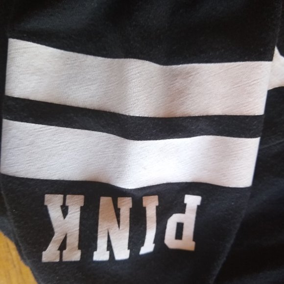 '"PINK" Long sleeve black tee, baseball type style - Picture 4 of 6